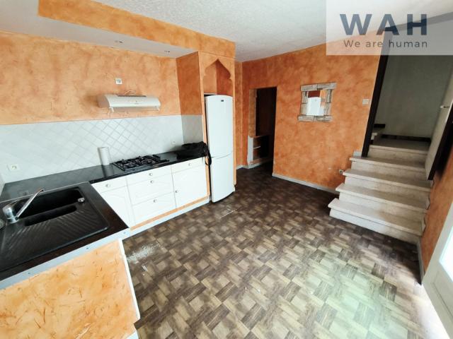 VENTE MAISON DE VILLAGE 3 PIECES 30220 Saint Laurent d'Aig