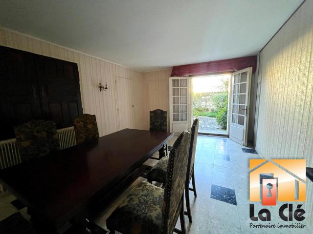 Vente maison de village avec jardin et garage Puymirol 165m² Puymirol