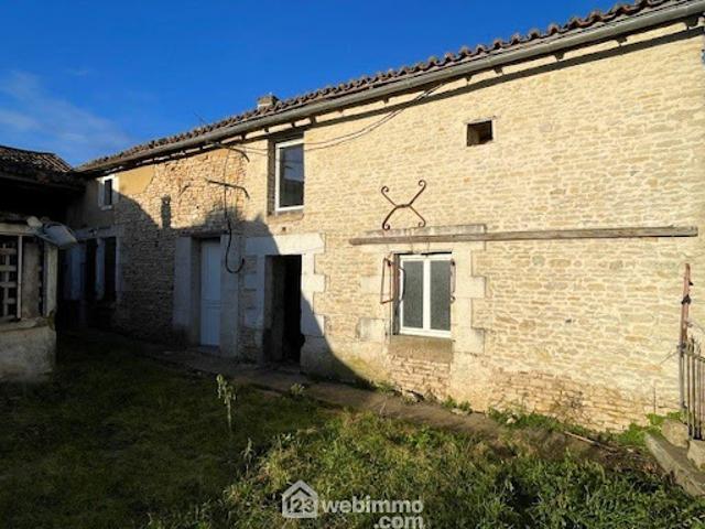 Vente Maison de ville 3 pièces 103 m2 Saint Jean de Sauves