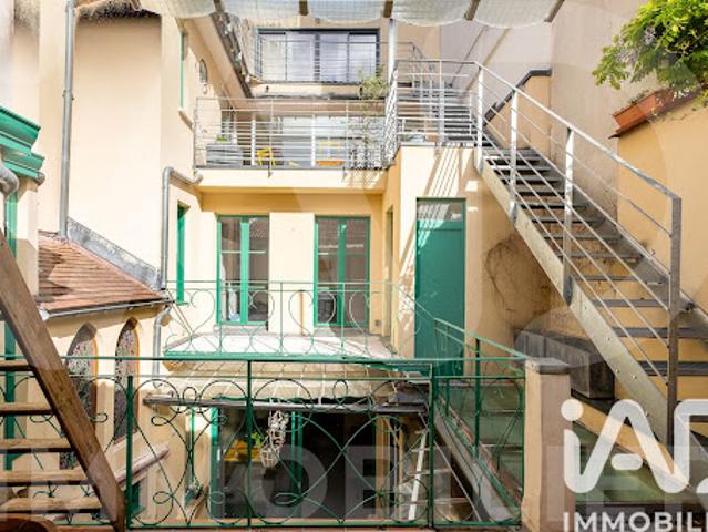 Vente Maison de ville 10 pièces 248 m2 Paris 20ème