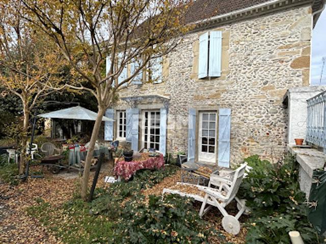 Vente Propriété 14 pièces 330 m2 Nay
