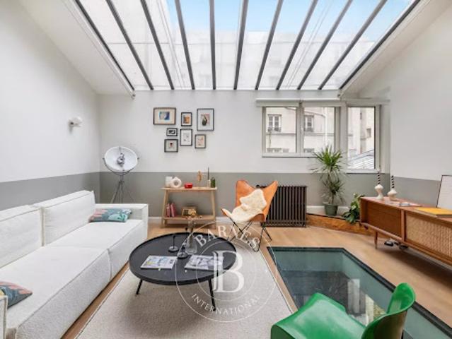 Vente Maison de ville 2 pièces 61.1 m2 Paris 18ème
