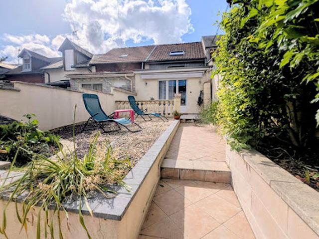 Vente Maison de ville 2 pièces 72 m2 Saint Quentin
