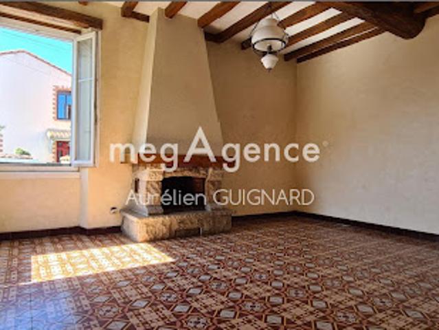 Vente Maison de ville 7 pièces 121 m2 Argentonnay