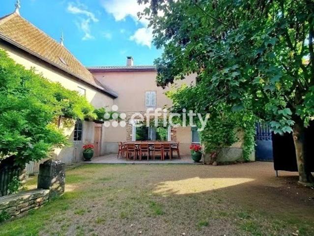 Vente Maison de ville 7 pièces 175 m2 Pierreclos