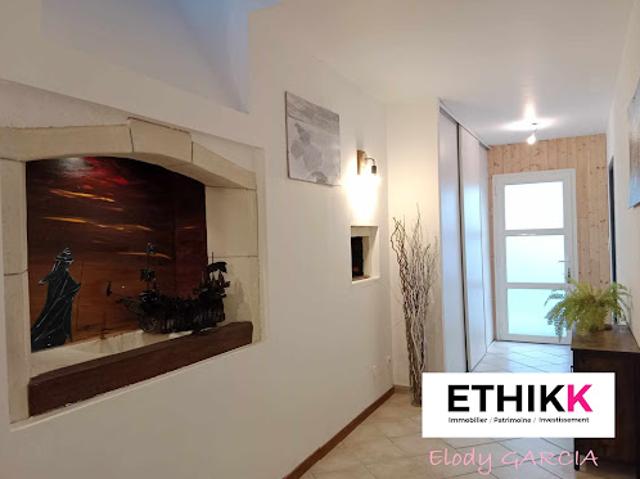 Vente Maison 7 pièces 178 m2 Monein