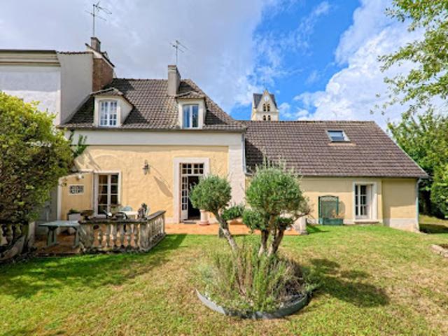 Vente Maison de ville 7 pièces 170 m2 Chevry Cossigny