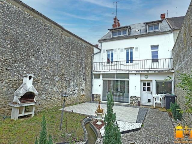 Vente Maison de ville 7 pièces 172 m2 Mereville