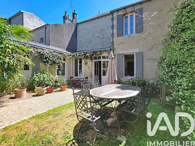 Vente Maison de ville 7 pièces 198 m2 Parthenay