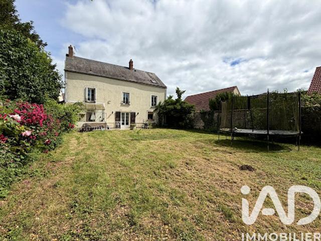 Vente Maison de ville 7 pièces 192 m2 Pussay