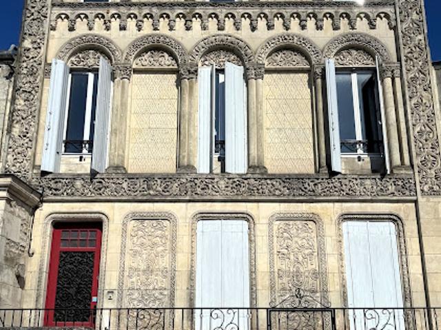 Vente Maison de ville 7 pièces 193 m2 Saintes