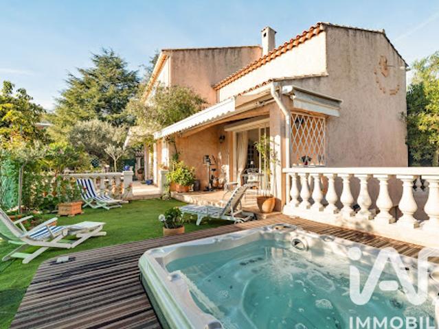 Vente Maison de ville 7 pièces 207 m2 Antibes