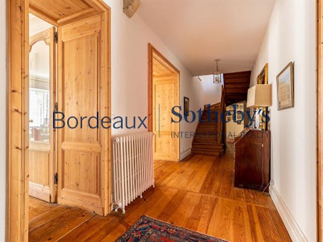 Vente Maison de ville 7 pièces 500 m2 Bordeaux