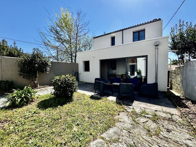 Vente Maison de ville 4 pièces 116 m2 Chateau d'olonne