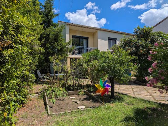 Vente Maison de ville 4 pièces 130 m2 Uzès
