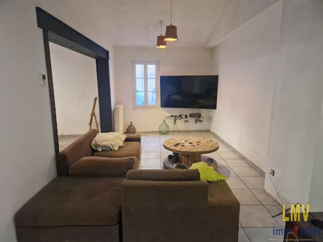 Vente Maison de ville 4 pièces 133 m2 Saint Philippe d'Aiguille