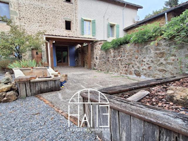 Vente Maison de ville 4 pièces 143.75 m2 Pressignac