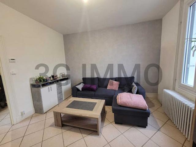 Vente Maison de ville 4 pièces 48.32 m2 Vierzon