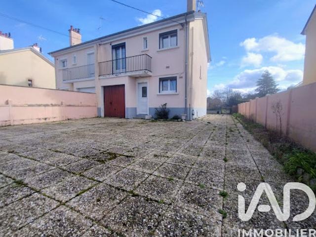 Vente Maison de ville 4 pièces 71 m2 Sainte Jamme sur Sarthe