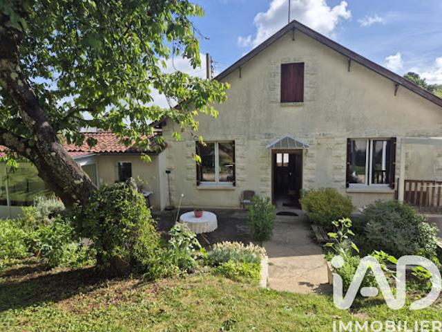 Vente Maison de ville 4 pièces 73 m2 Civray