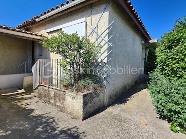 Vente Maison de ville 4 pièces 86.6 m2 Nimes