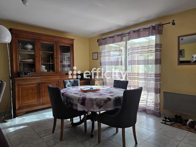Vente Maison de ville 4 pièces 88 m2 Saintes