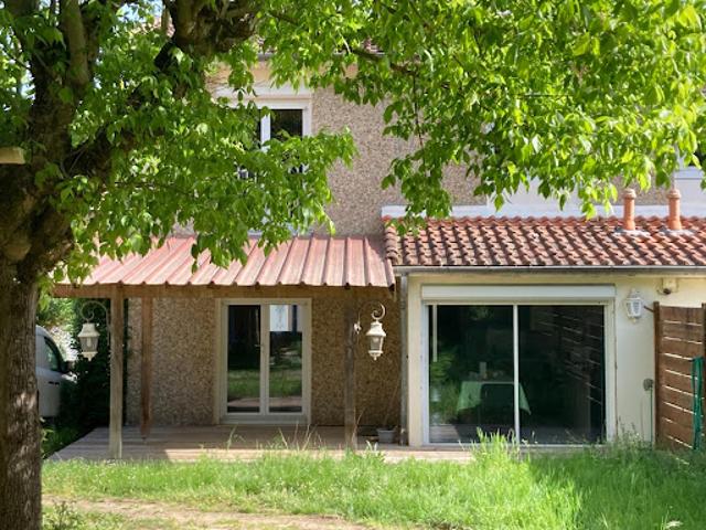 Vente Maison de ville 4 pièces 90 m2 Guîtres