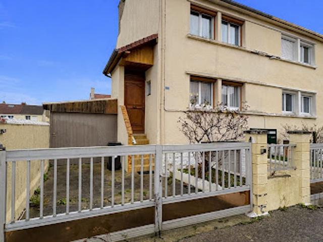 Vente Maison de ville 4 pièces 90 m2 Saint Etienne du Rouvray