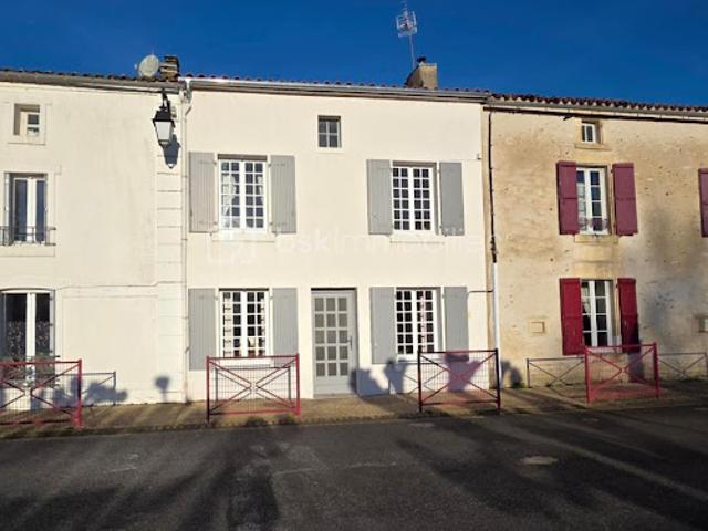 Vente Maison de ville 4 pièces 93 m2 Le Busseau