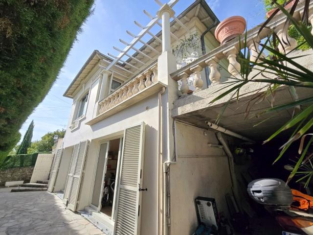 Vente maison de ville 5 Pièce s 110m² Le Cannet