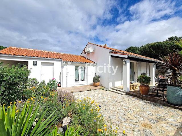 Vente Maison de ville 5 pièces 105 m2 Saint Pierre d'Oléron