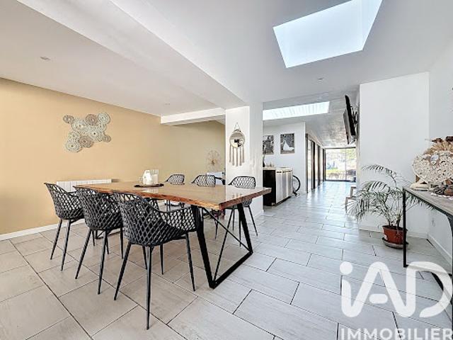 Vente Maison de ville 5 pièces 120 m2 Tourcoing