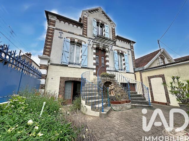Vente Maison de ville 5 pièces 121 m2 Sens
