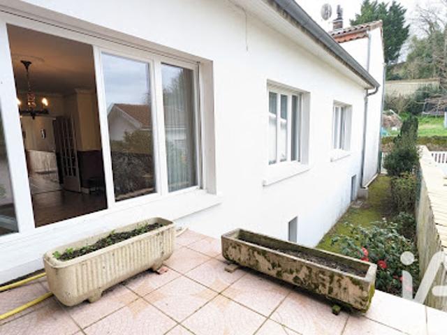 Vente Maison de ville 5 pièces 138 m2 Montendre