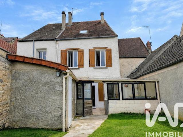 Vente Maison de ville 5 pièces 130 m2 Neuilly Saint Front