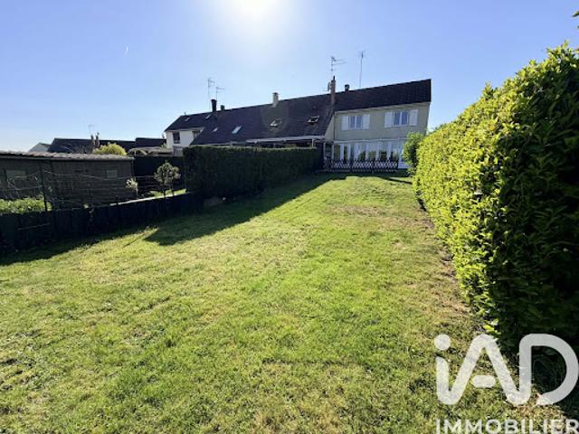 Vente Maison de ville 5 pièces 133 m2 Neuville Saint Rémy