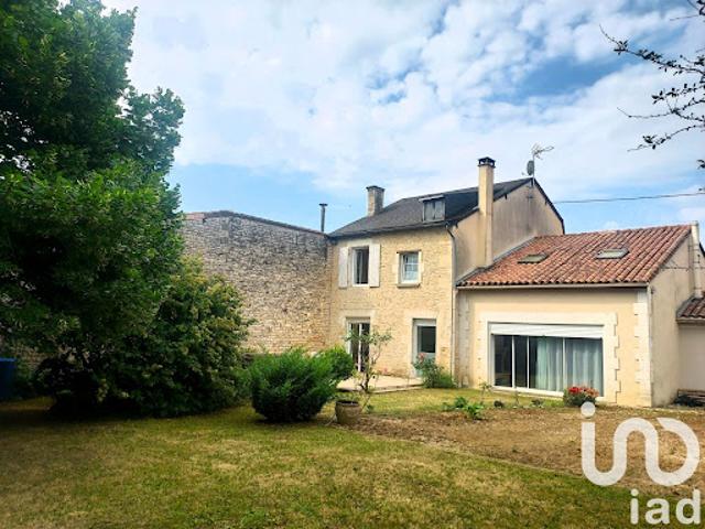 Vente Maison de ville 5 pièces 144 m2 Aunac