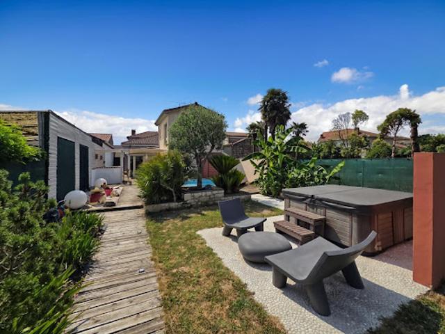 Vente Maison de ville 5 pièces 177 m2 Le passage