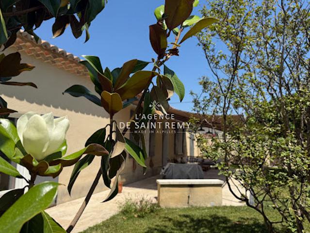 Vente Maison 5 pièces 200 m2 Saint Rémy de Provence