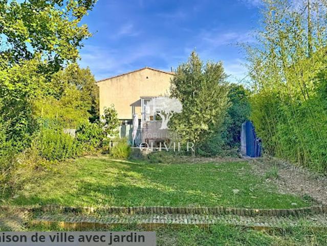 Vente Maison de ville 5 pièces 85 m2 Apt