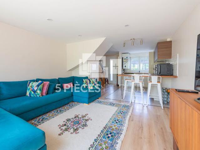 Vente Maison de ville 5 pièces 93 m2 Suresnes