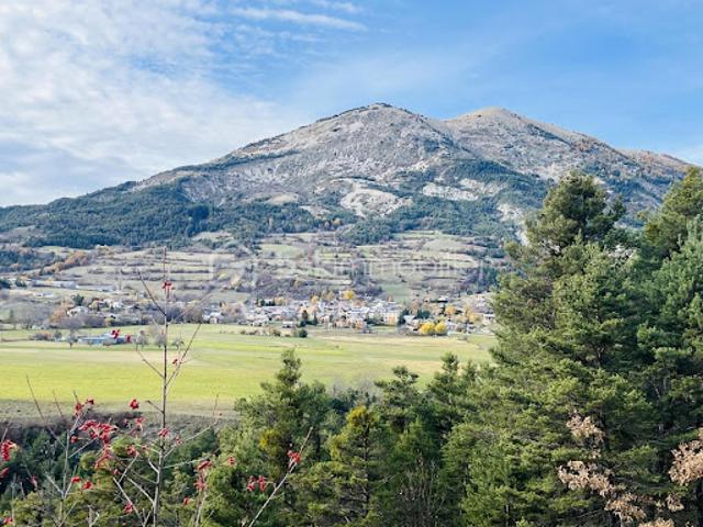 Vente Maison de ville 6 pièces 125 m2 Thorame Haute