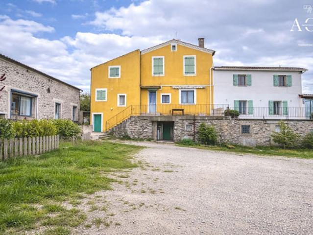 Vente Maison 6 pièces 127 m2 Saint Pons