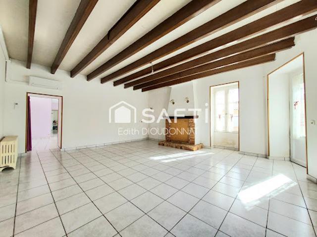 Vente Maison de ville 6 pièces 129 m2 Château Guibert