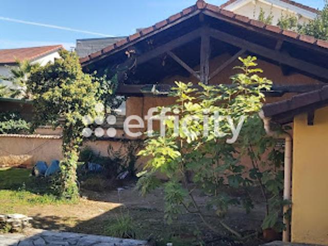 Vente Maison de ville 6 pièces 134.78 m2 Bron