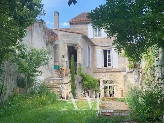 Vente Maison de ville 6 pièces 130 m2 Angouleme