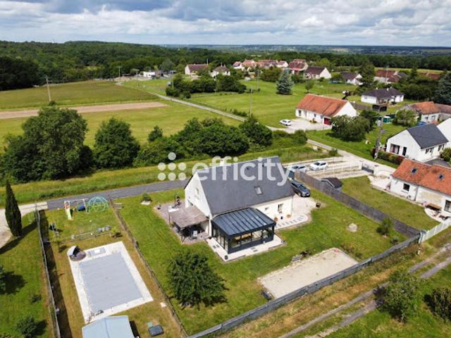 Vente Maison de ville 6 pièces 146 m2 Saint Georges sur Cher