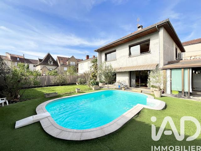 Vente Maison de ville 6 pièces 148 m2 Saint Céré