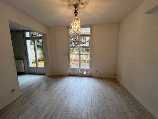 Vente Maison de ville 6 pièces 140 m2 Angouleme
