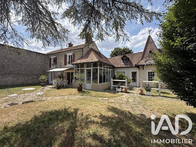 Vente Maison de ville 6 pièces 140 m2 Bois le Roi